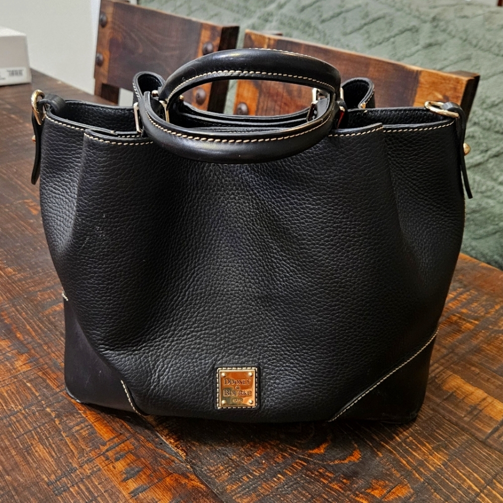 Dooney & Bourke Belvedere Large Barlow Bag